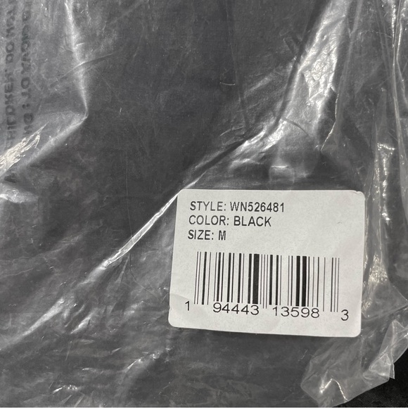 New Band Of The Free Crossover V-Neck Long Sleeve Top Hallie Black Size Medium - Picture 16 of 16